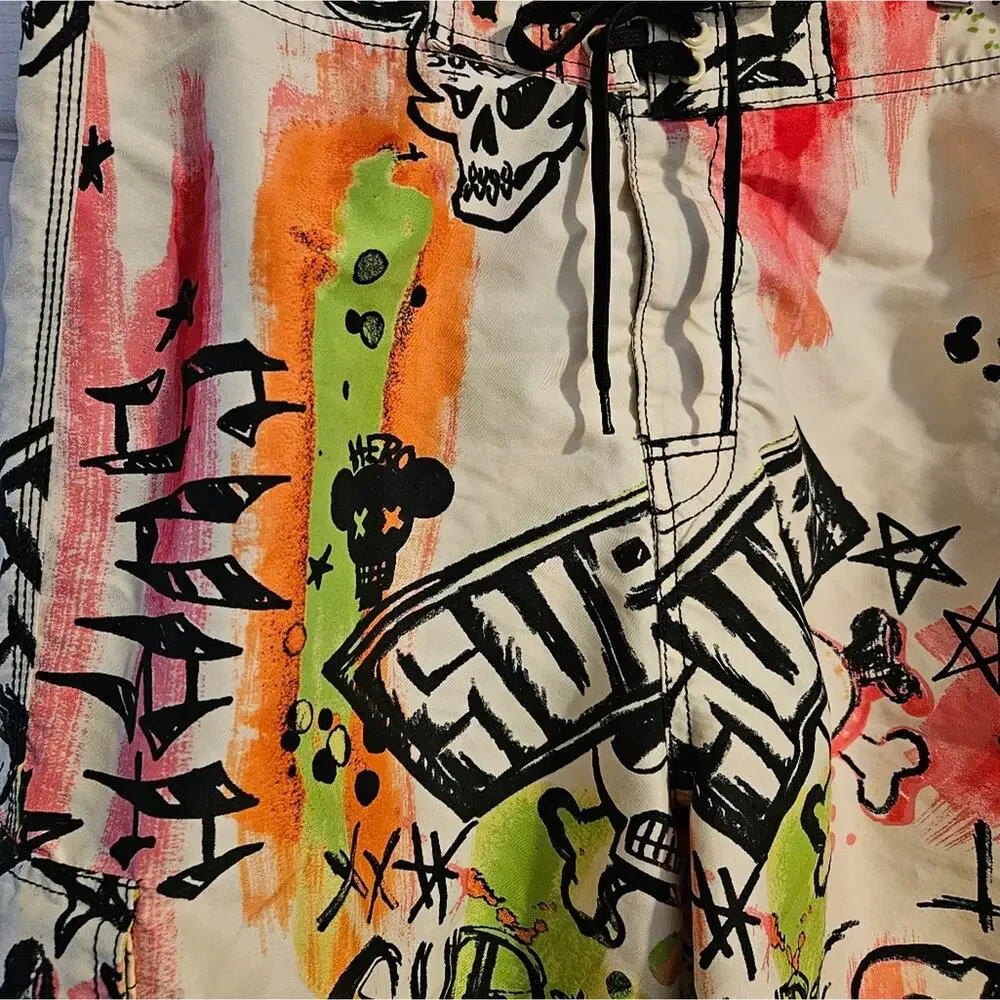 Men's skull graffiti swim trunks board shorts size 30